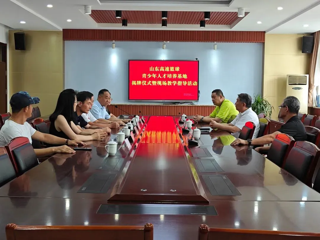 如何通过反馈分析提升篮球战术意识_2